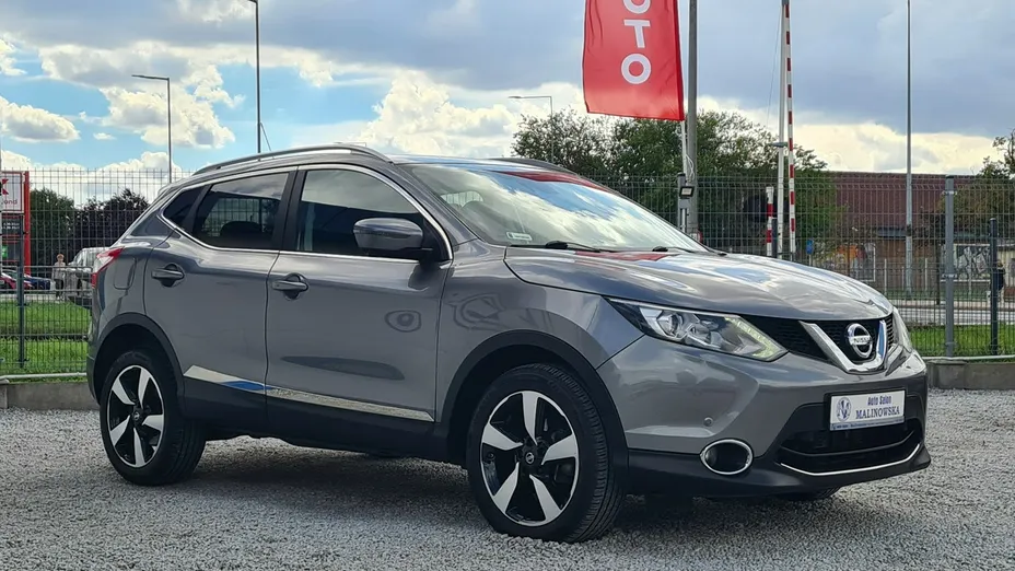 NISSAN Qashqai -