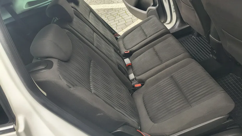 OPEL Zafira -