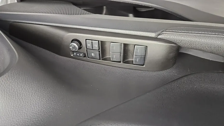 TOYOTA Camry -