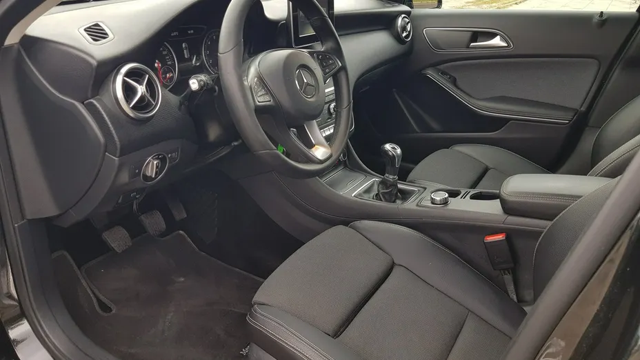 MERCEDES-BENZ A Klasa -