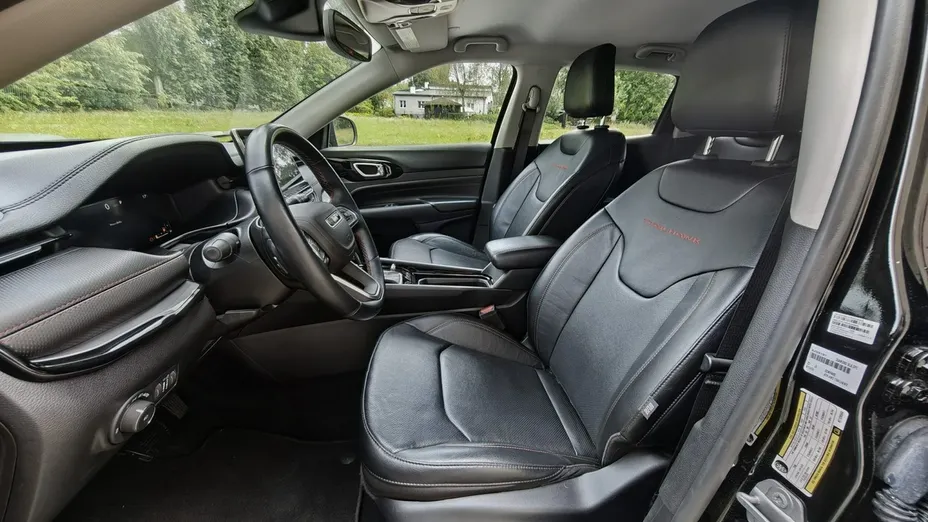 JEEP Compass -