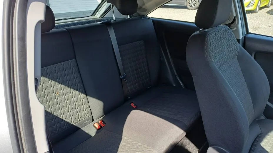 OPEL Corsa -