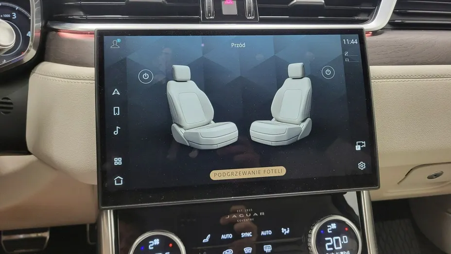JAGUAR XF -