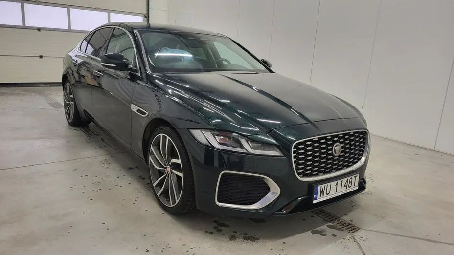 JAGUAR XF -