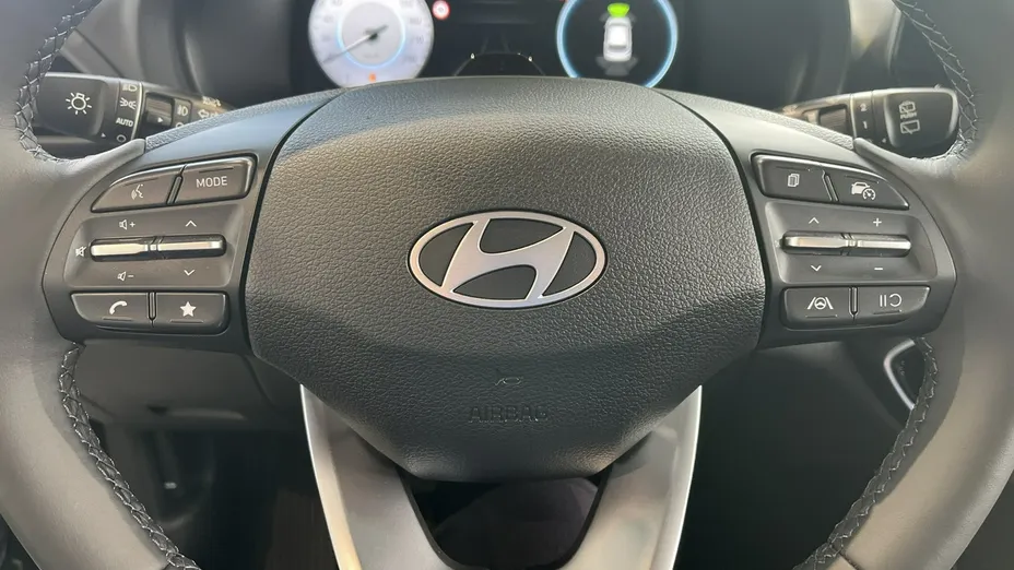 HYUNDAI i30 -