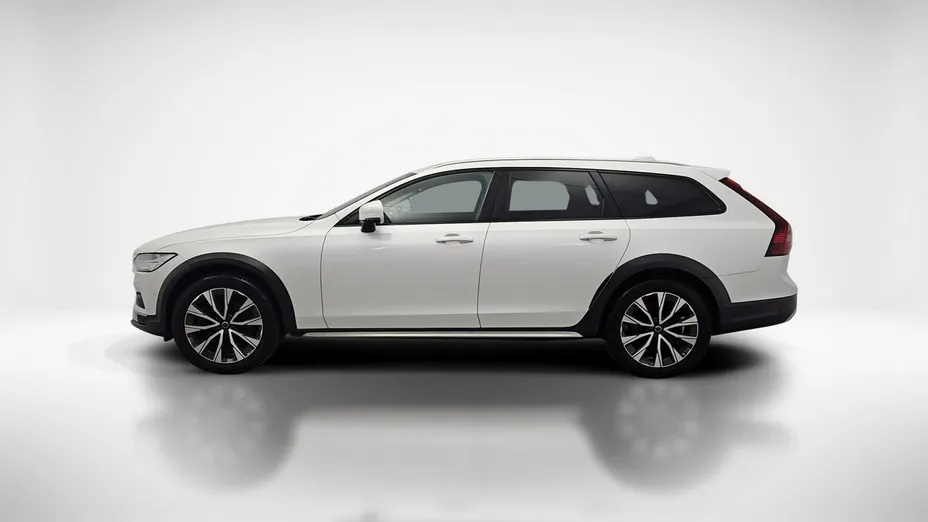VOLVO V90 -