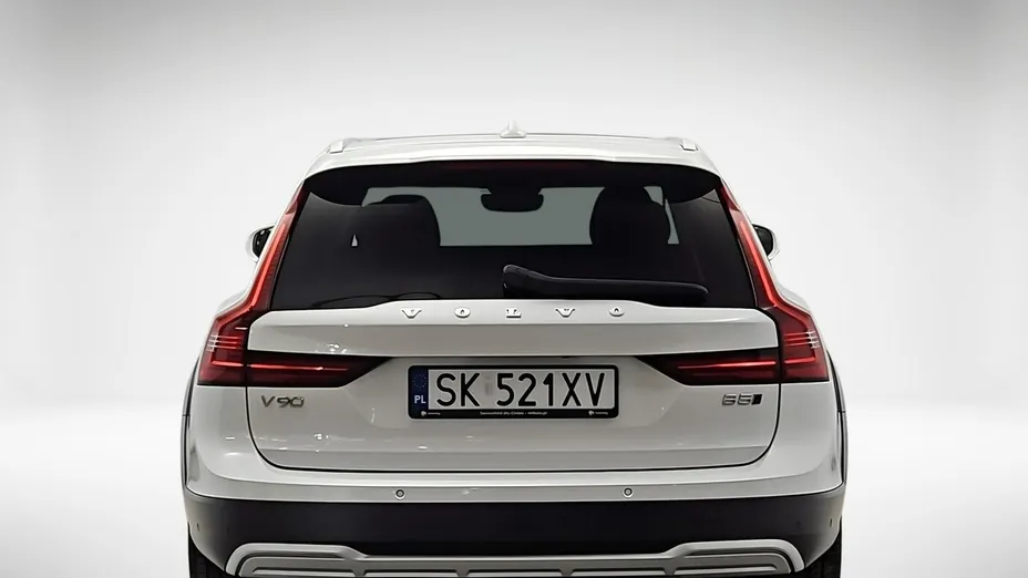 VOLVO V90 -