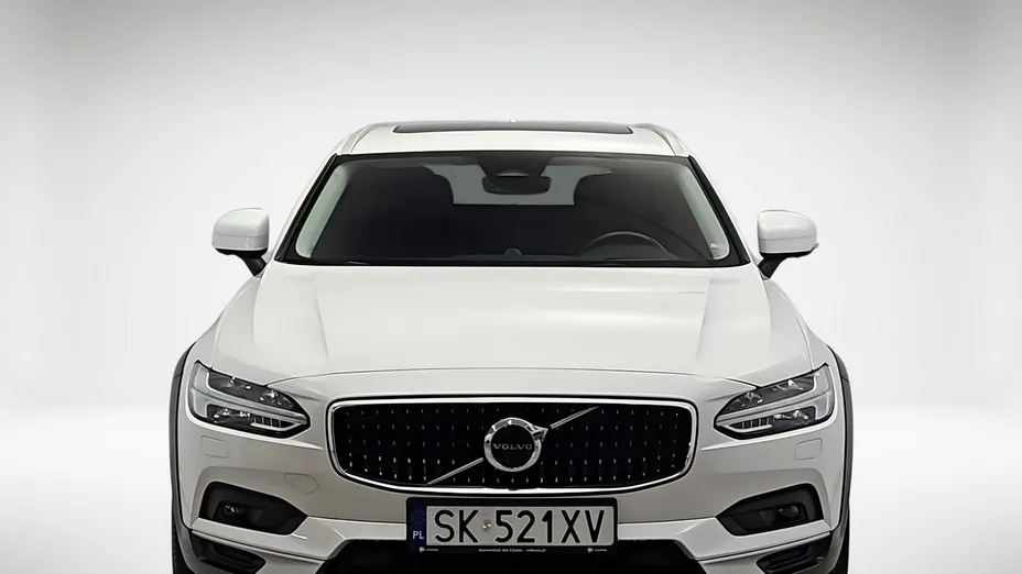 VOLVO V90 -