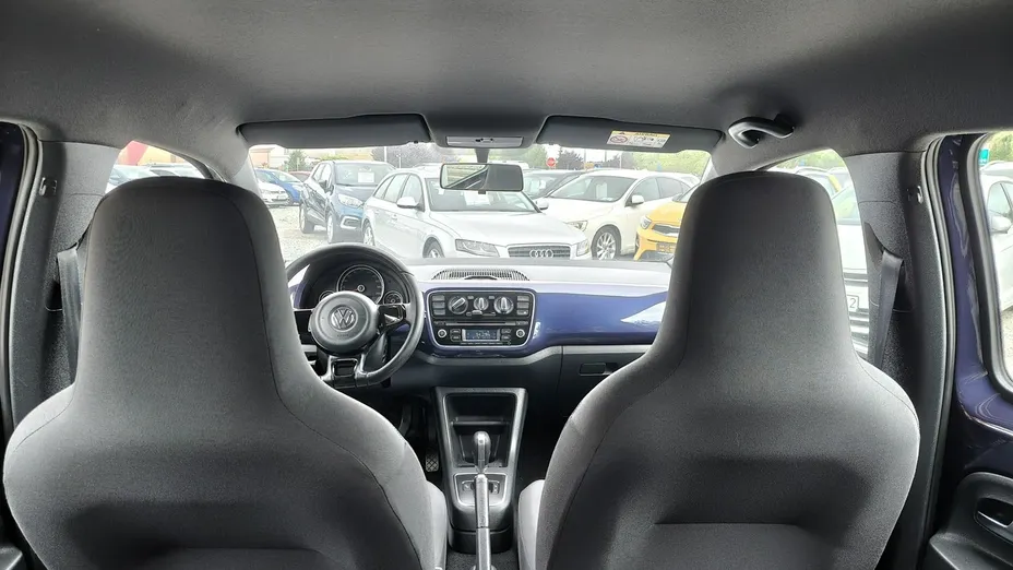 VOLKSWAGEN up! -