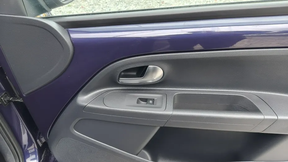 VOLKSWAGEN up! -