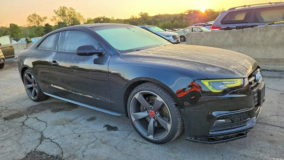 AUDI S5 -