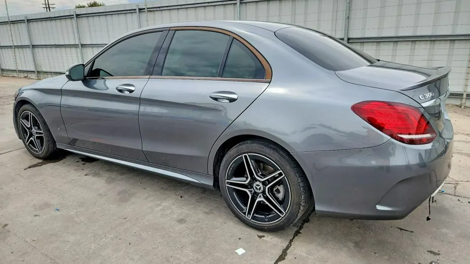MERCEDES-BENZ C Klasa -