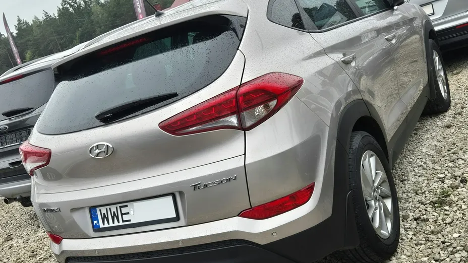 HYUNDAI Tucson -