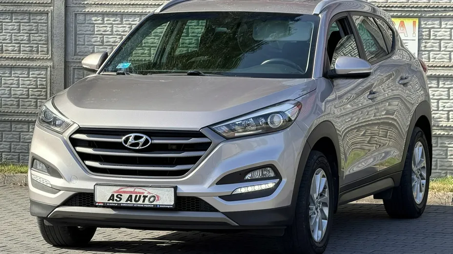 HYUNDAI Tucson -