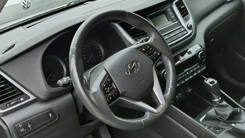 HYUNDAI Tucson -