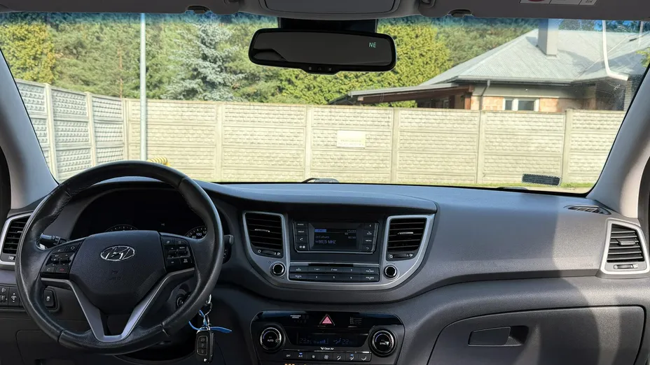 HYUNDAI Tucson -