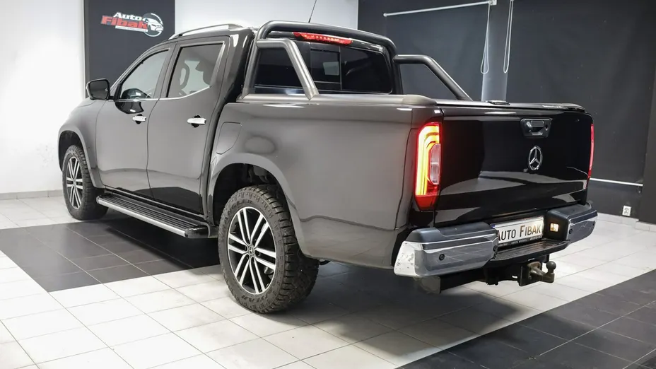 MERCEDES-BENZ Klasa X -
