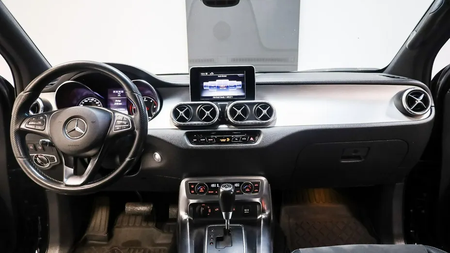 MERCEDES-BENZ Klasa X -