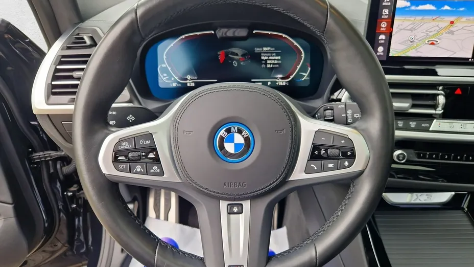 BMW iX3 -