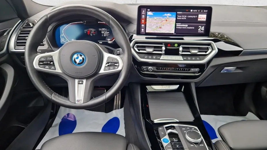BMW iX3 -