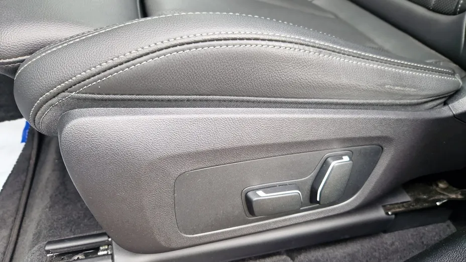 BMW iX3 -