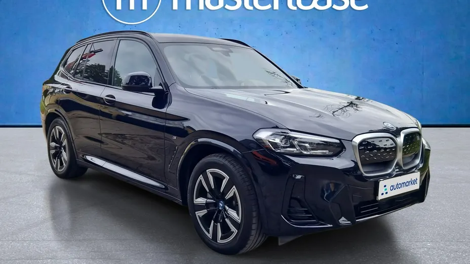 BMW iX3 -