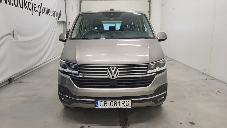 VOLKSWAGEN Multivan -
