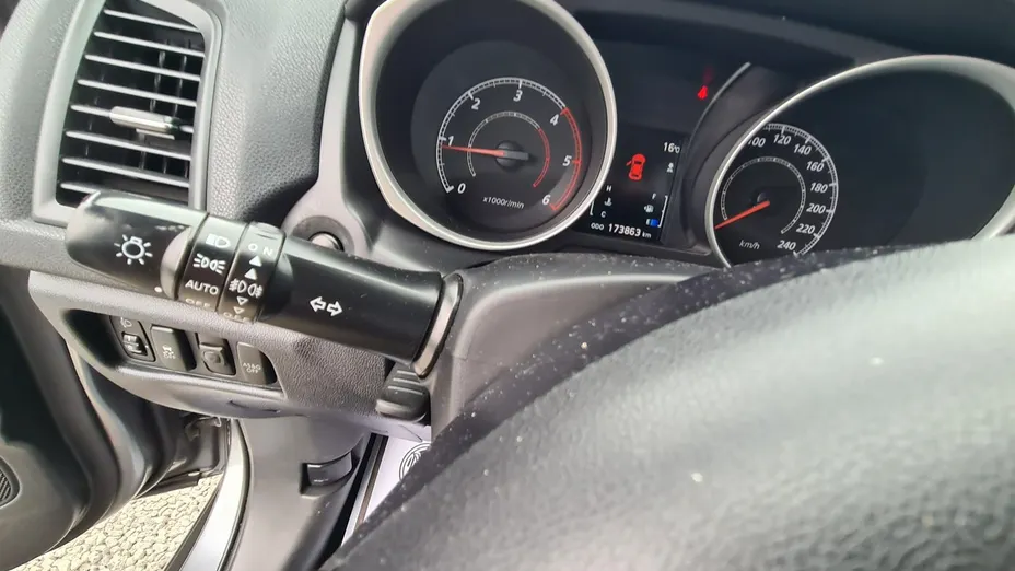 MITSUBISHI ASX -