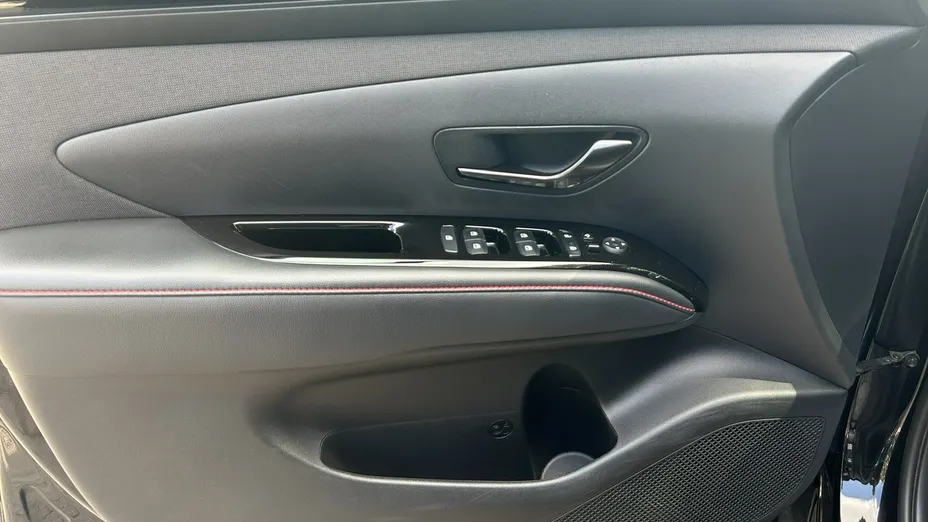HYUNDAI Tucson -