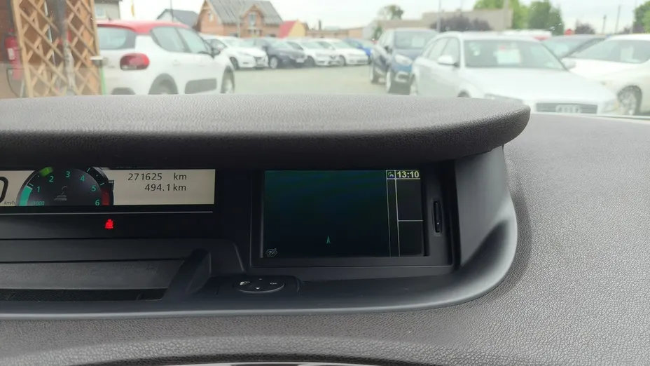 RENAULT Scenic -