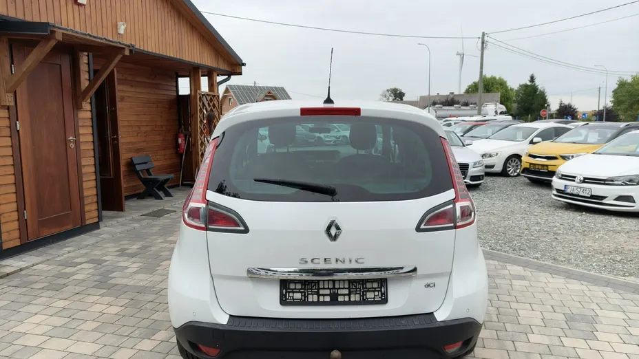RENAULT Scenic -