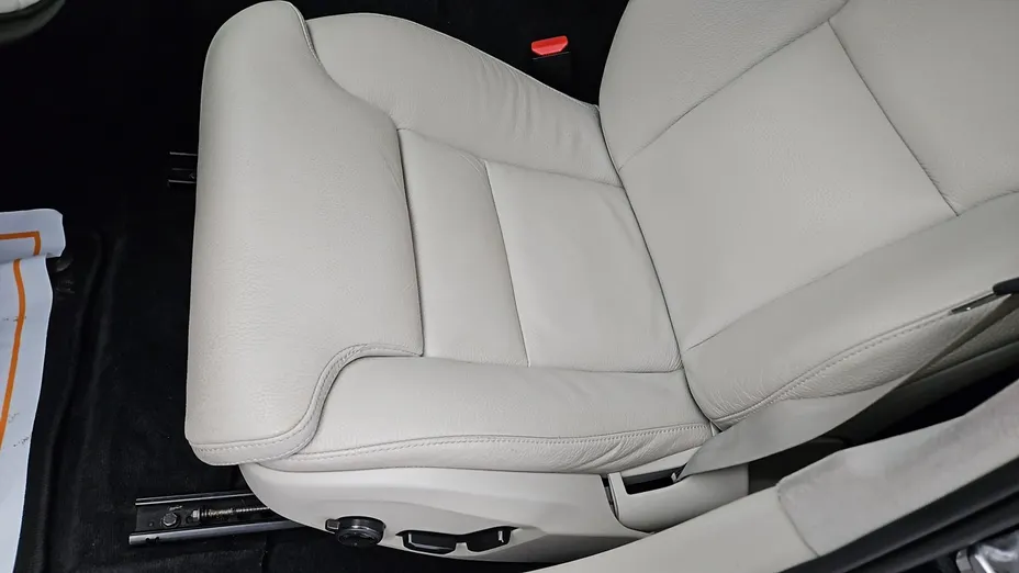 VOLVO V60 -