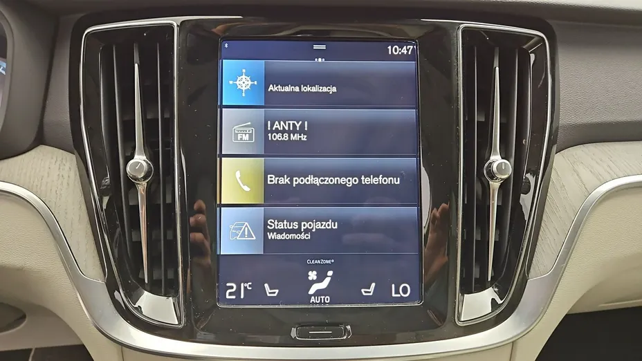 VOLVO V60 -