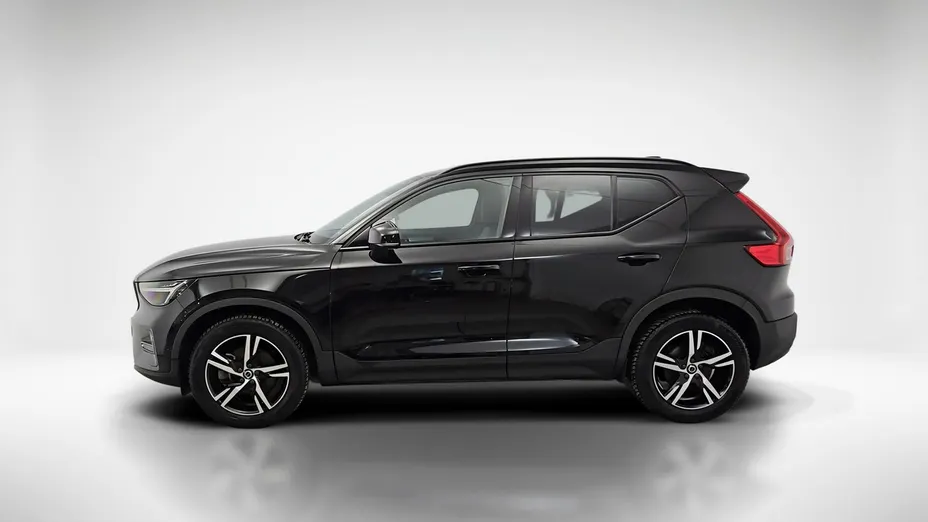VOLVO XC40 -