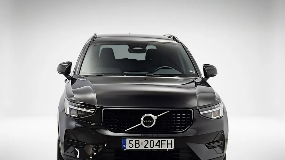 VOLVO XC40 -