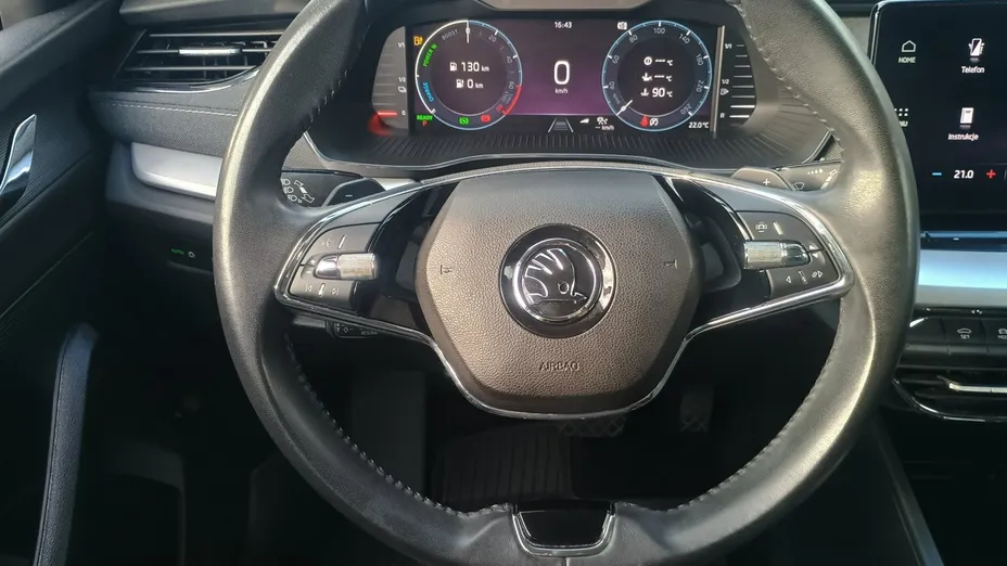 SKODA Octavia -
