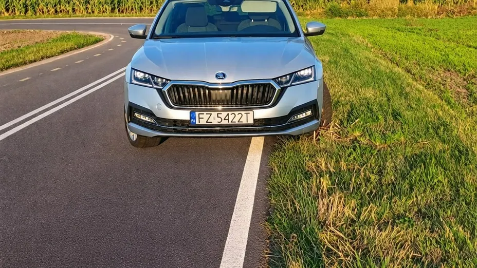 SKODA Octavia -