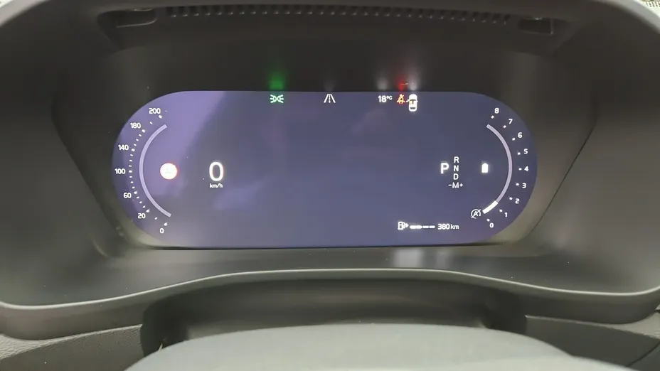VOLVO XC40 -