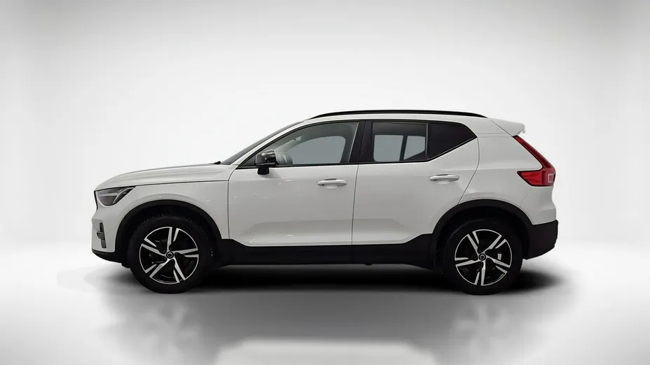 VOLVO XC40 -