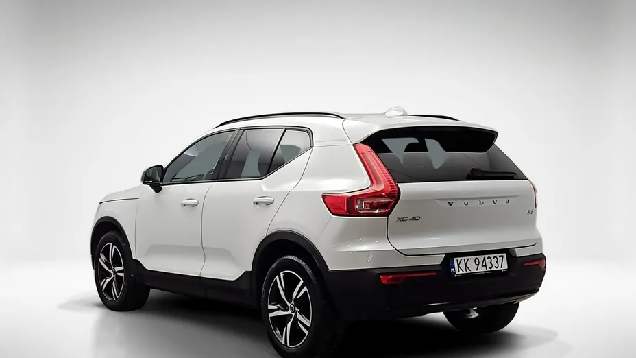 VOLVO XC40 -