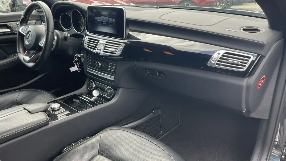 MERCEDES-BENZ CLS -