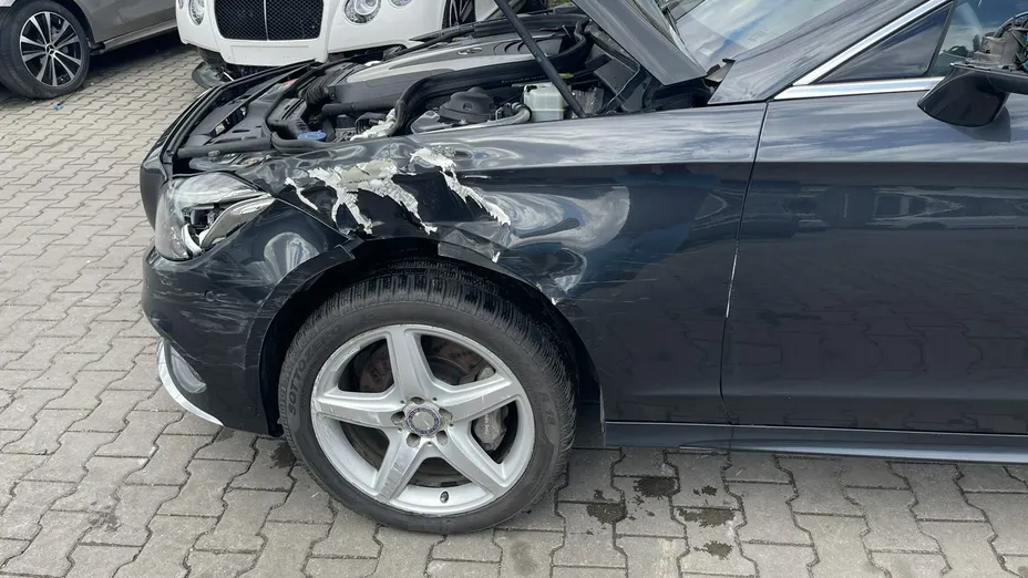 MERCEDES-BENZ CLS -