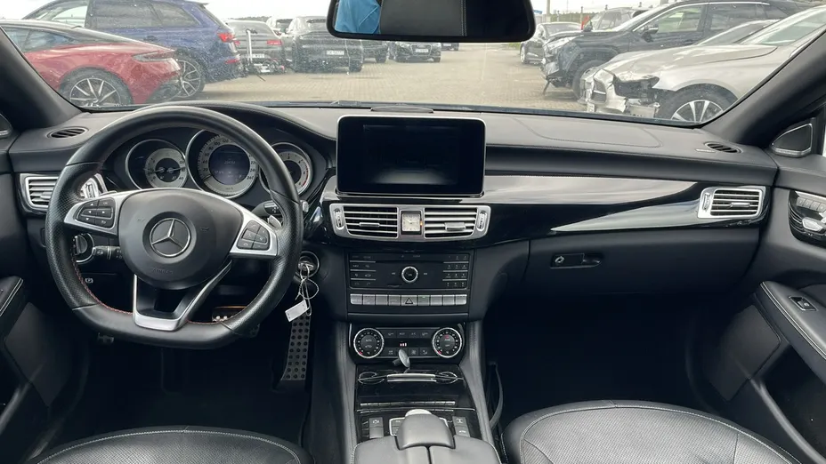 MERCEDES-BENZ CLS -