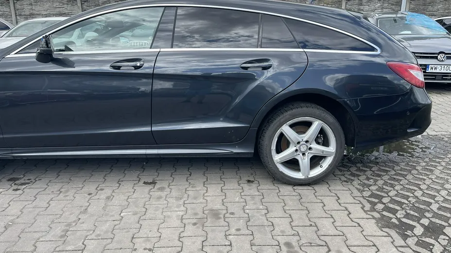 MERCEDES-BENZ CLS -