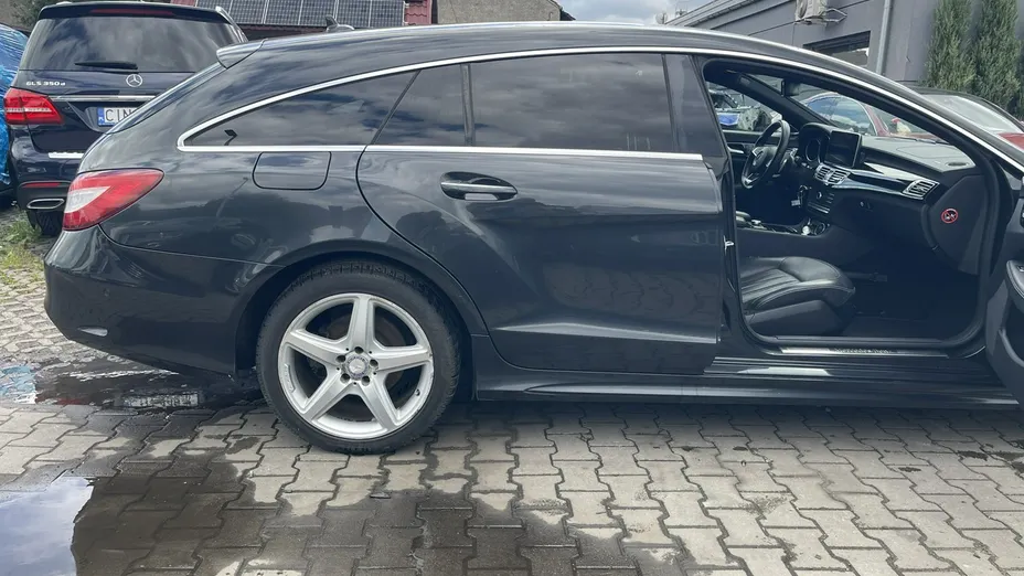 MERCEDES-BENZ CLS -