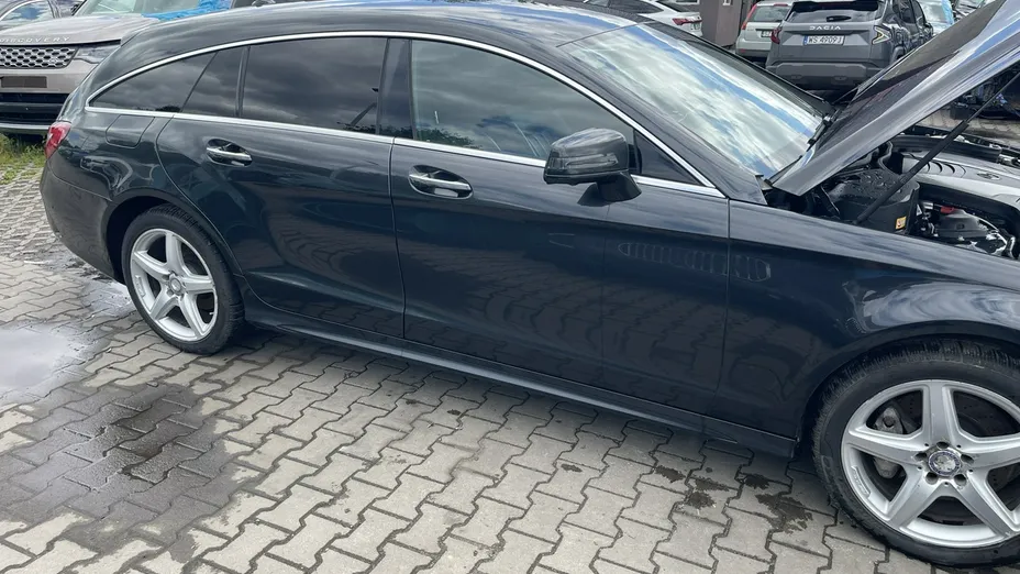 MERCEDES-BENZ CLS -