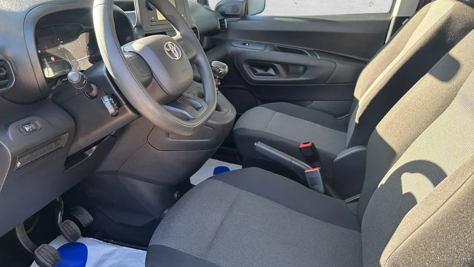 TOYOTA Proace City Verso -