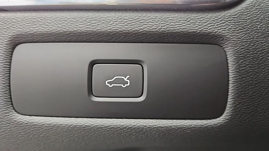 VOLVO XC60 -