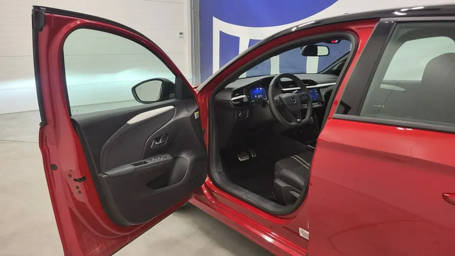 OPEL Corsa -