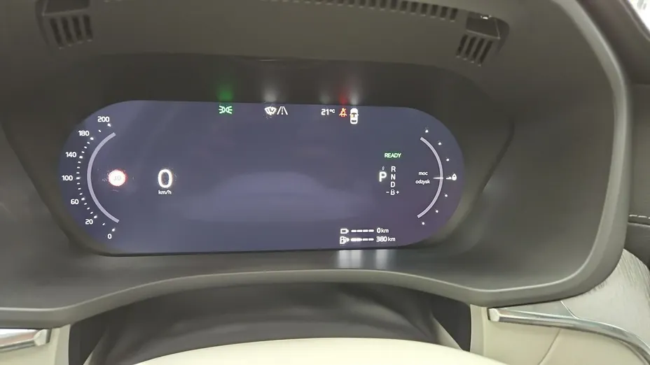 VOLVO XC60 -